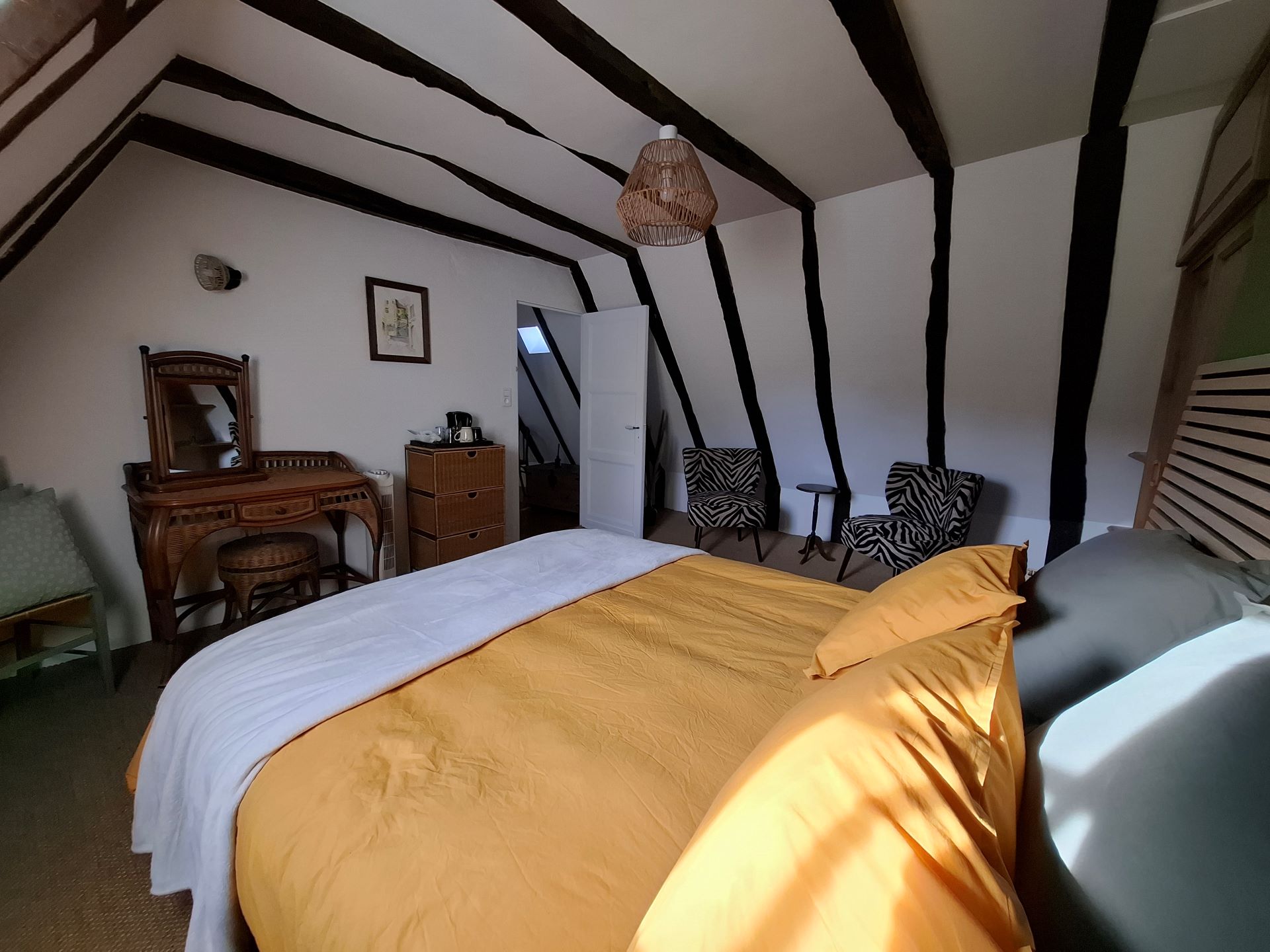 Chambres suite (Curry & Sauge)